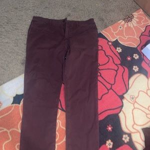 American Eagle Extreme Flex, maroon, size 33 x 30